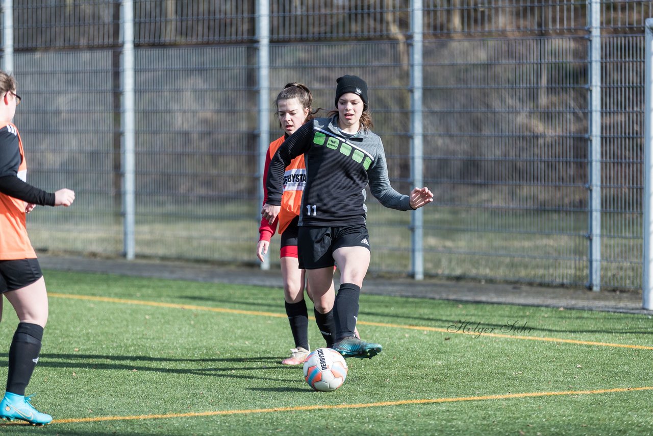 Bild 76 - F TSV Bordesholm - SG Blau Rot Holstein : Ergebnis: 3:0